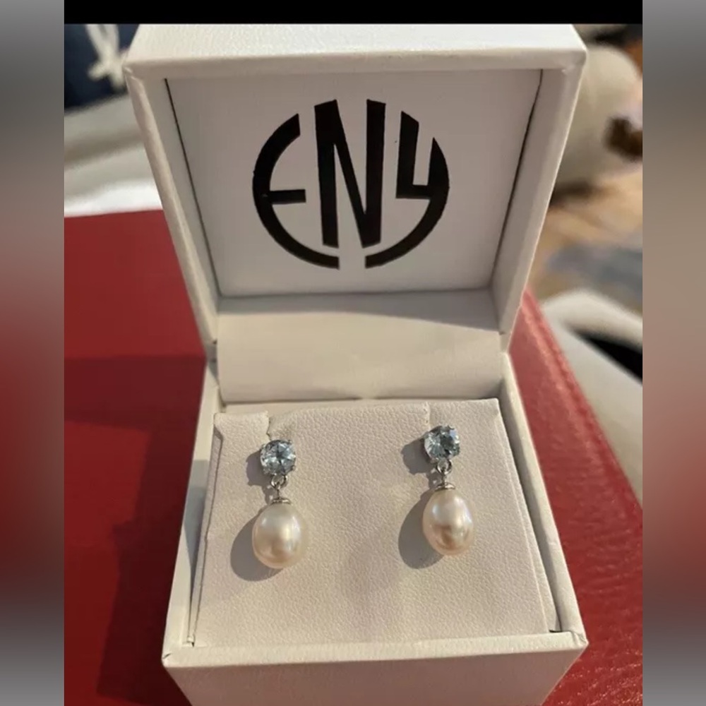 Brand New With Tags In Box EFFY Blue Topaz And Pearl SS Earrings